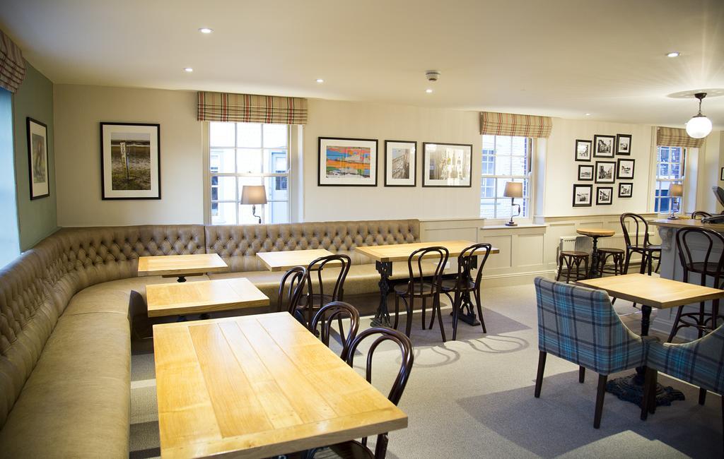 The White Horse Blakeney Blakeney  Extérieur photo